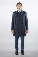 Trench uomo sartoriale doppiopetto in tessuto tecnico