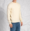 Maglia uomo a girocollo intrecciata in misto lana