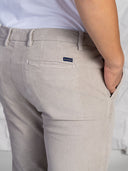 Pantaloni chino uomo in velluto a coste