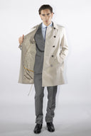 Trench uomo sartoriale doppiopetto in tessuto tecnico