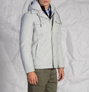 Giubbotto uomo corto dal taglio sartoriale con cappuccio