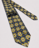 Cravatta uomo 3 pieghe in seta twill Positano giallo ocra fantasia geometrica