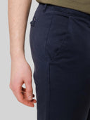 Pantalone chino uomo in gabardine di cotone