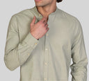 Camicia uomo in puro lino collo coreano tinta unita – slim fit