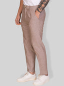 Pantalone uomo sartoriale in lino e cotone spigato con pinces – slim fit