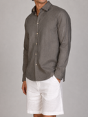 Camicia uomo in puro lino collo francese tinta unita – slim fit