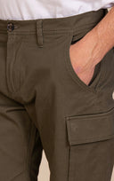 Bermuda uomo in fresco cotone con tasconi - slim fit