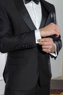 Smoking Uomo Elegante con Rever in Raso e Gilet Doppiopetto – Regular Fit