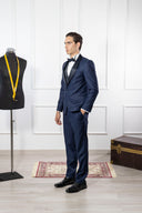 Smoking Uomo Elegante con Rever in Raso e Gilet Doppiopetto – Regular Fit