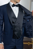 Smoking Uomo Elegante con Rever in Raso e Gilet Doppiopetto – Regular Fit