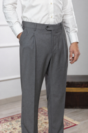 Pantalone sartoriale uomo in fresco lana Tasmania con pinces drop 4 - regular fit