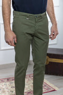 Pantalone chino uomo Briatore in cotone gabardine – slim fit