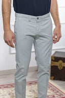 Pantalone chino uomo Briatore in cotone gabardine – slim fit