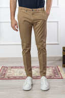 Pantalone chino uomo Briatore in cotone gabardine – slim fit