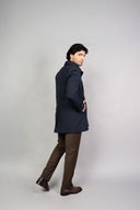 Cappotto uomo tre quarti monopetto con collo classico e chiusura a tre bottoni