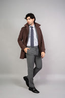 Cappotto uomo tre quarti monopetto con collo classico e chiusura a tre bottoni