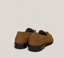 Mocassino uomo in camoscio con nappine e suola in cuoio – Made in Italy | Antica Sartoria Napoletana