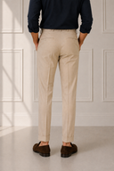 Pantalone sartoriale uomo con pinces in fresco lana drop 6 - regular fit
